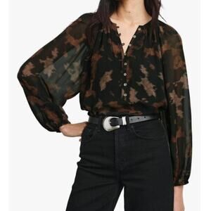 NWTs Rails Indi Diffused Sandstone Collarless Chiffon Blouse Top (M)
